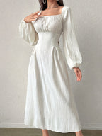 Elegant klänning med fransk känsla