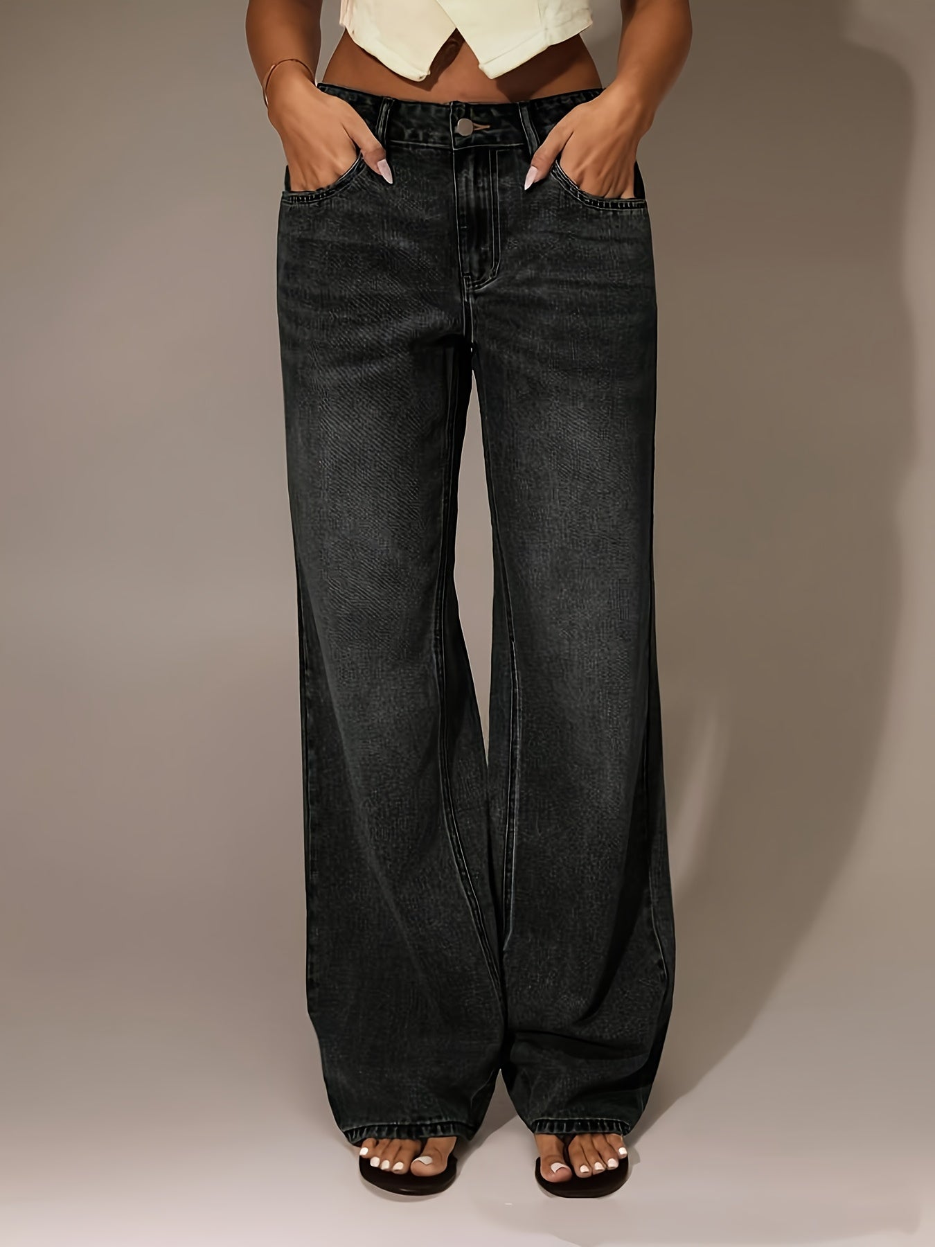 Tidlösa jeans med medelhög midja