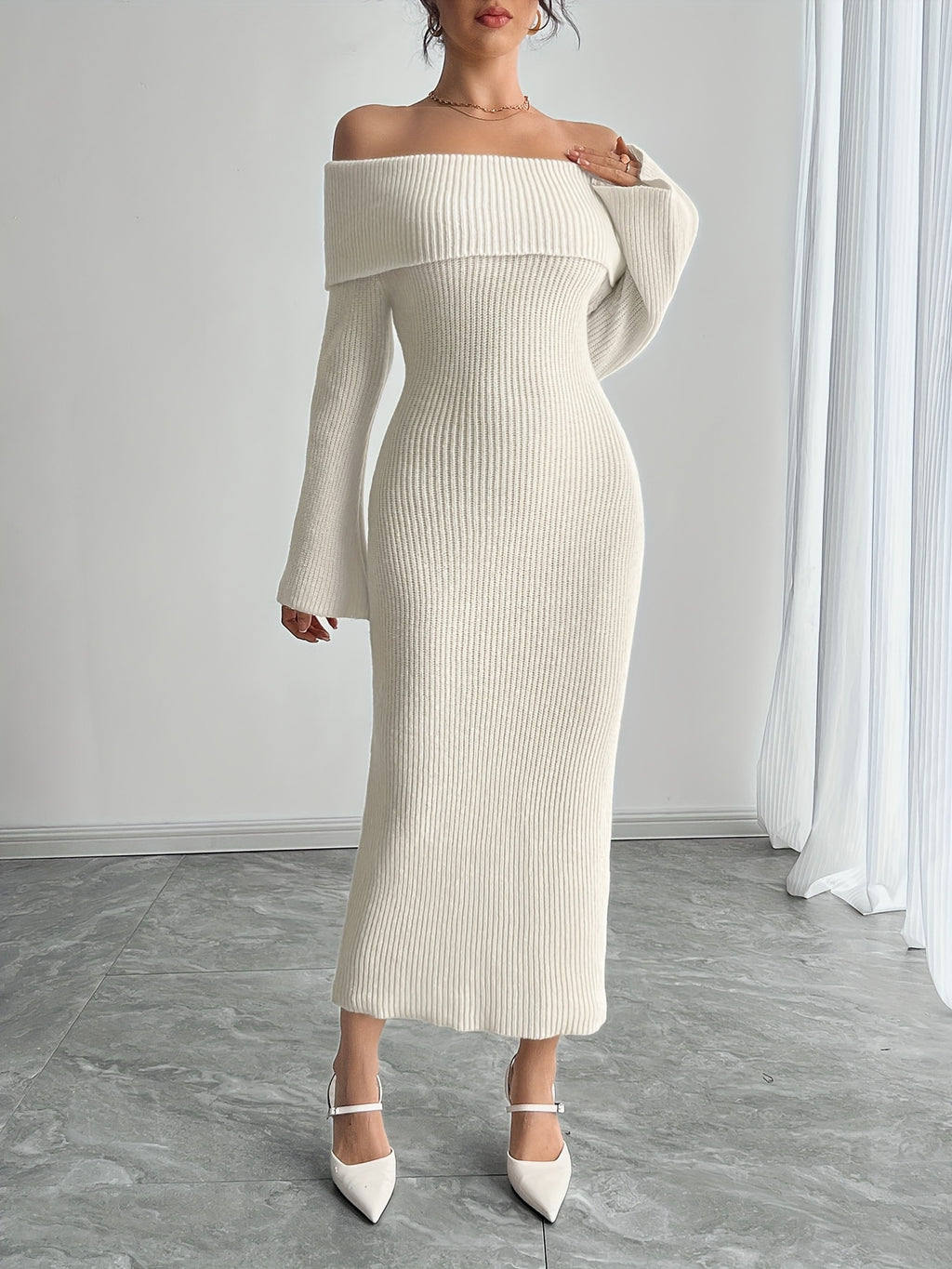 Offshoulder Stickad Klänning