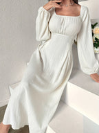 Elegant klänning med fransk känsla