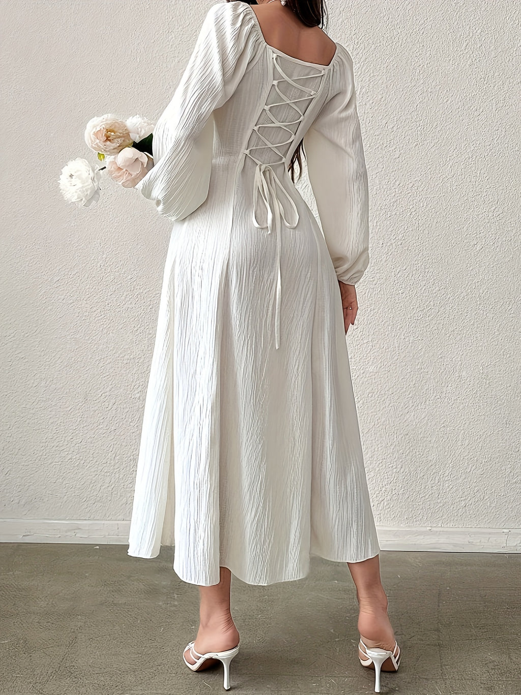 Elegant klänning med fransk känsla